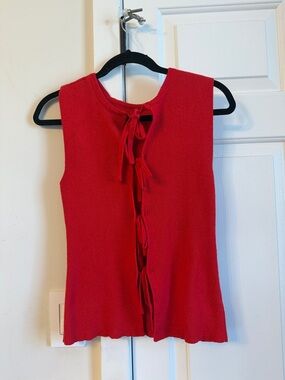 Source Unknown Red Sleeveless Tie-Back Knit Tank